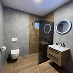 Дом отдыха Vrkic With Hot Tub